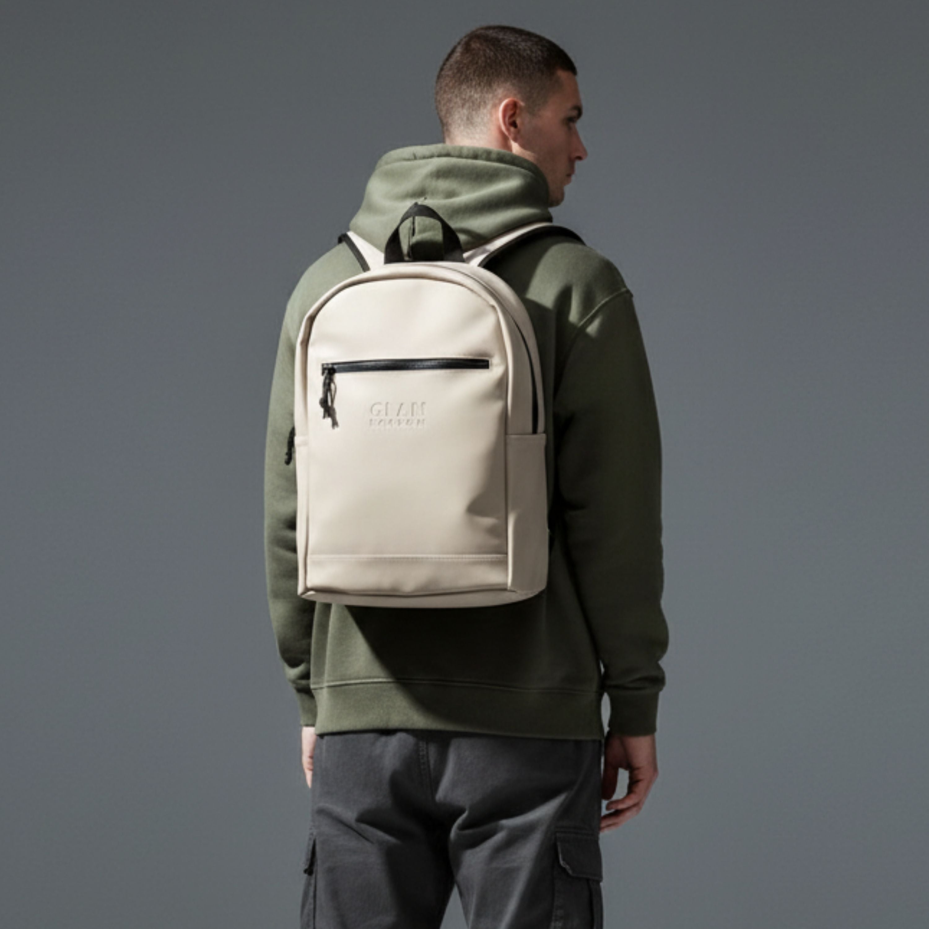 Greenwich carry image 1