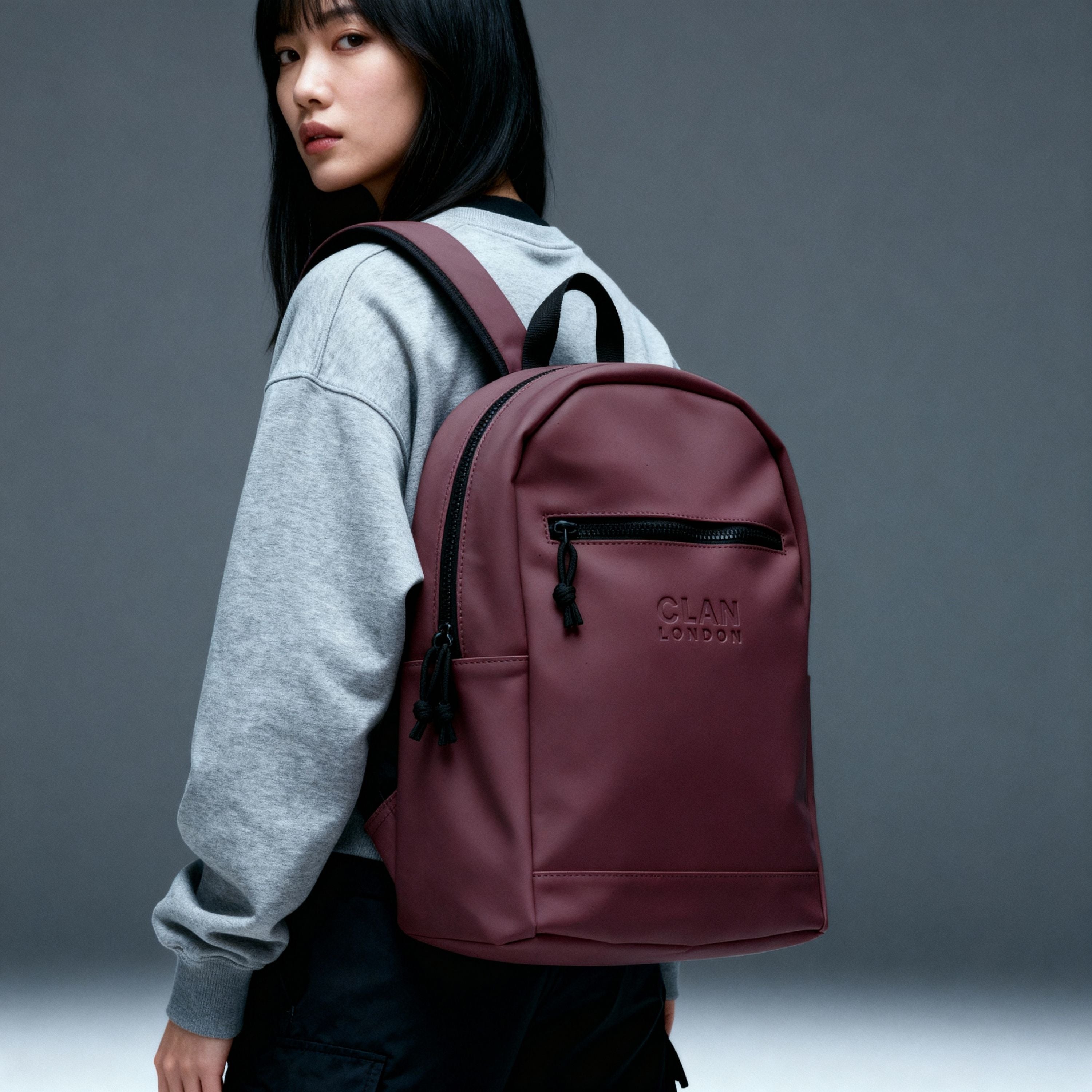 Greenwich carry image 1