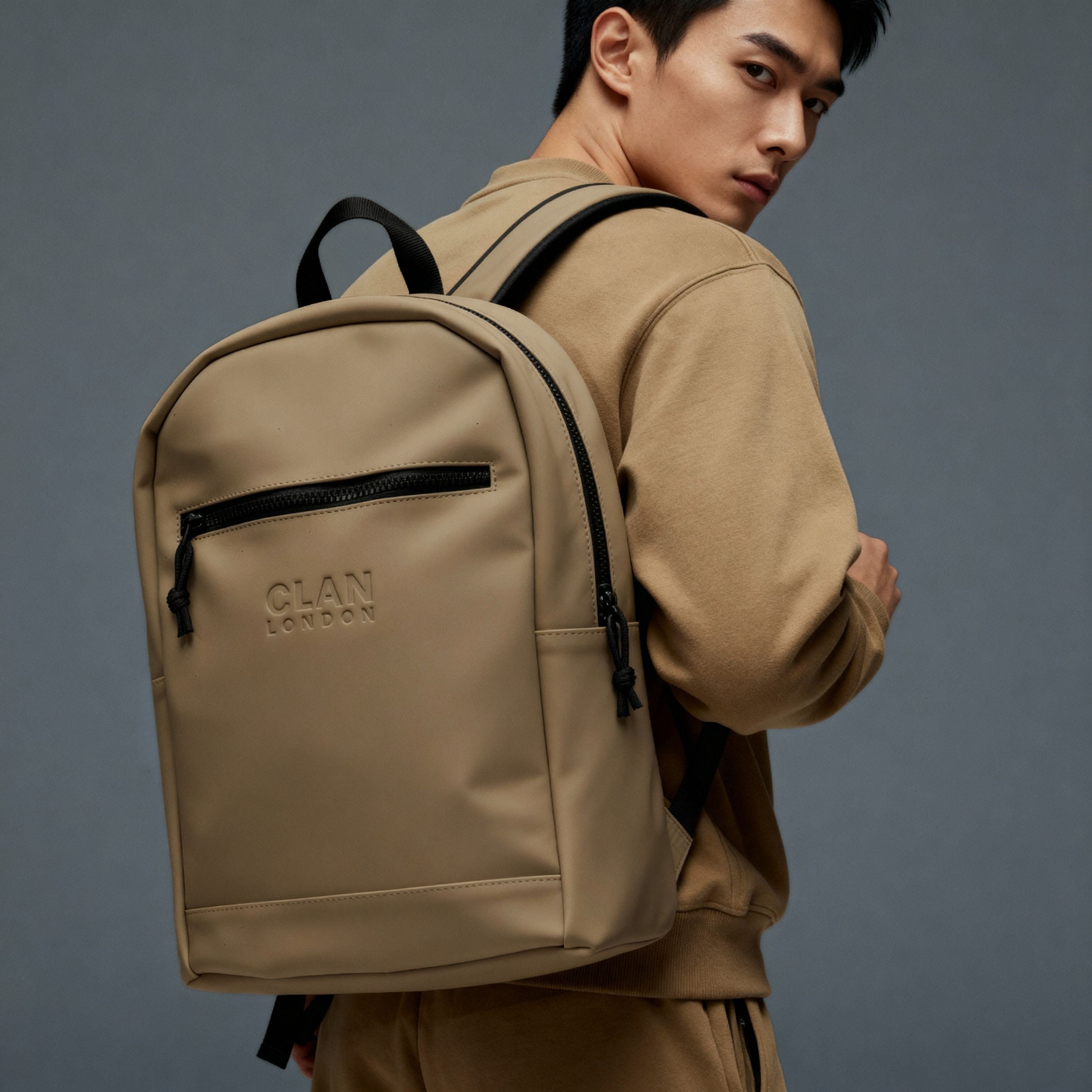 Greenwich carry image 1