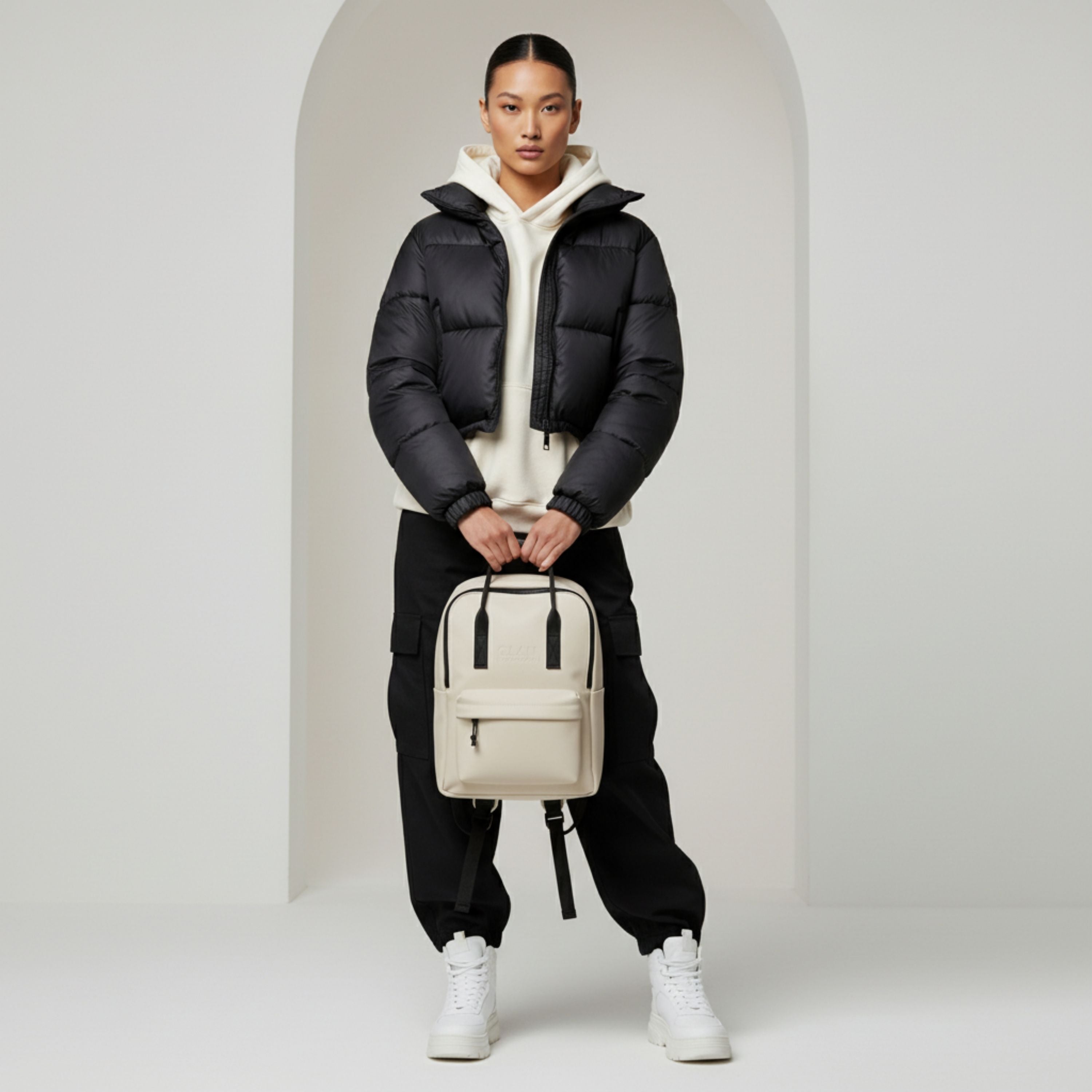 Hackney carry image 2