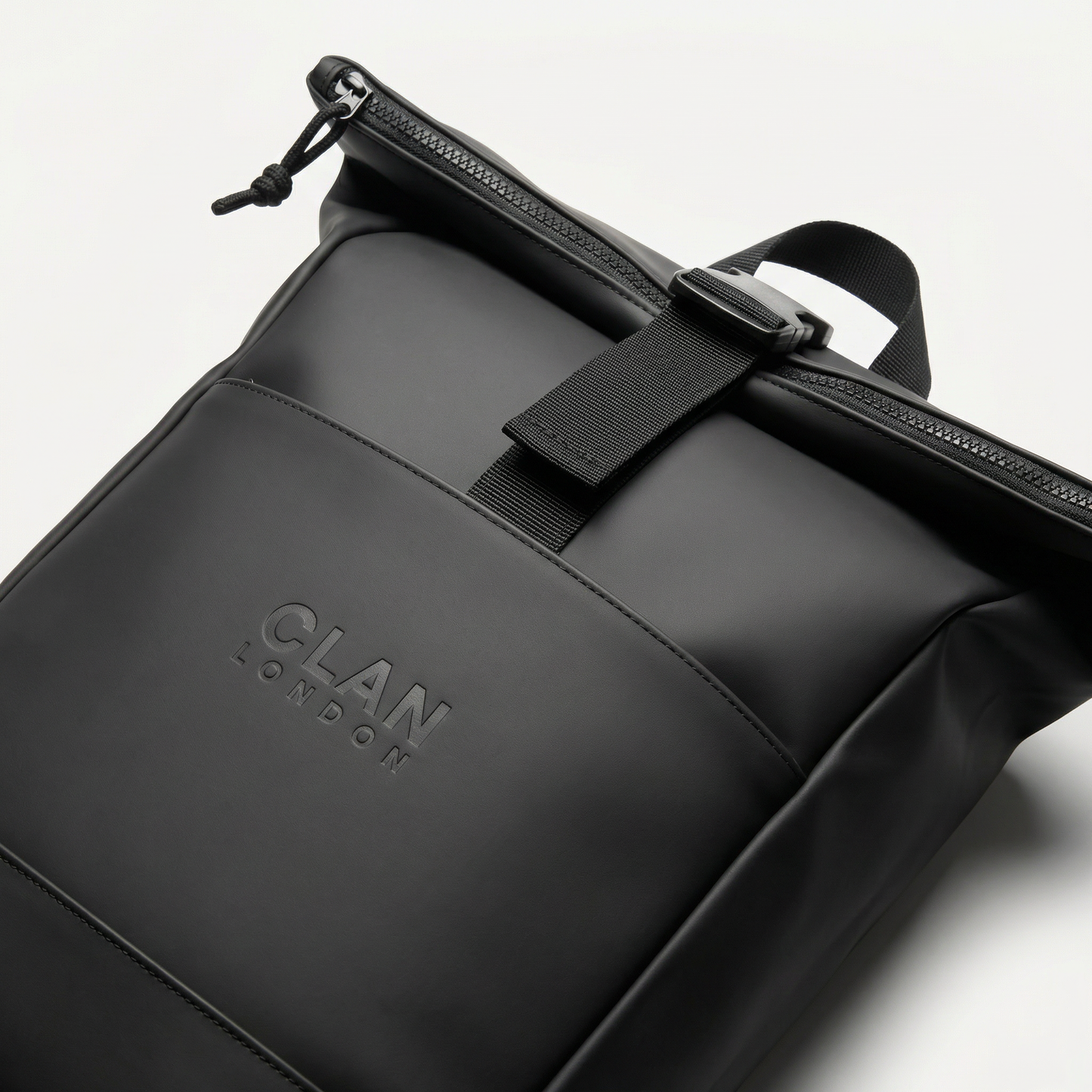 Piccadilly Backpack - Obsidian